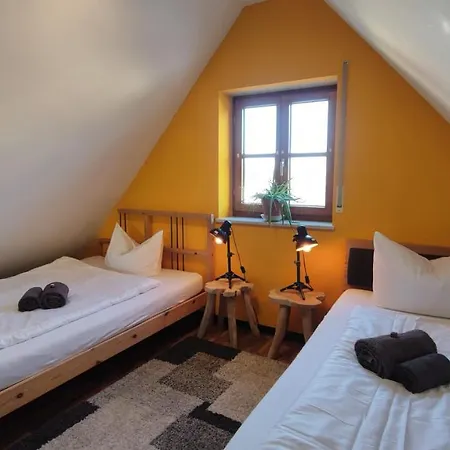 Homely In A Modern Green Dream Dachau