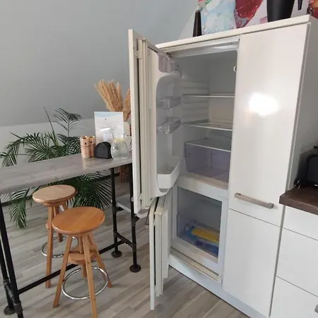 Homely In A Modern Green Dream Apartamento Dachau