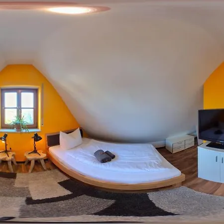 Homely In A Modern Green Dream Dachau