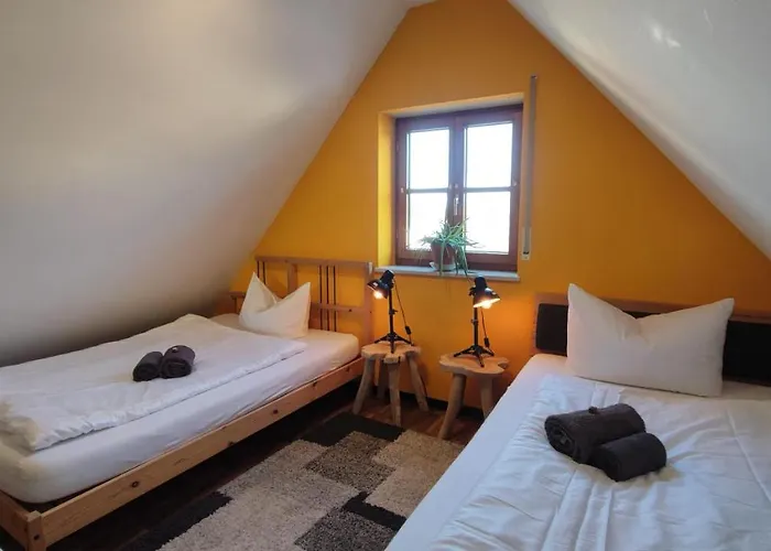 Homely In A Modern Green Dream Dachau