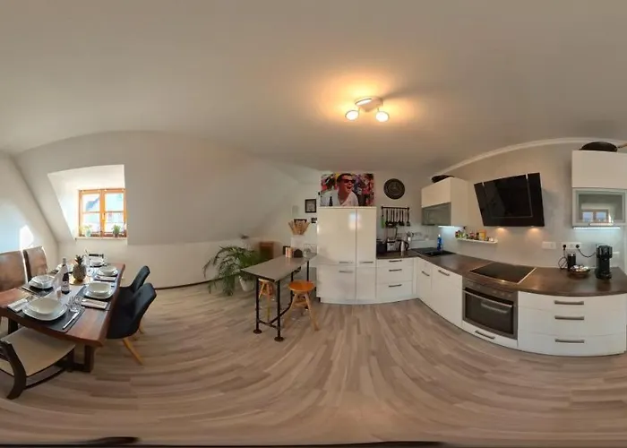 Homely In A Modern Green Dream Appartement